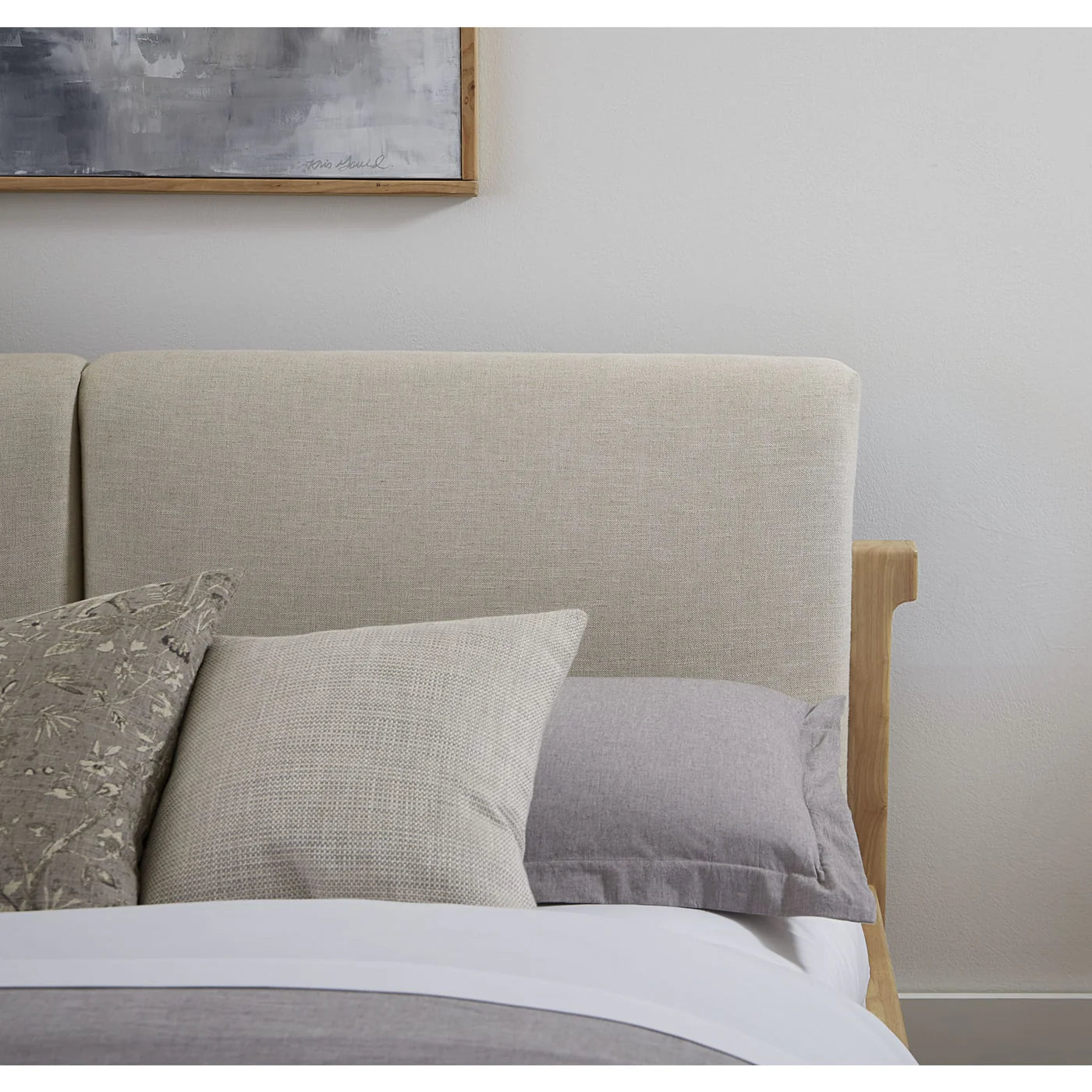 Furano Upholstered Cushion Bed in Ginger