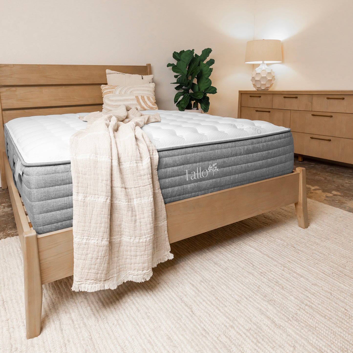 Tallo Classic Mattress, side view, organic cotton cover, Talalay latex layers, handmade mattress, eco-friendly materials, supportive mattress, durable design, comfortable sleep